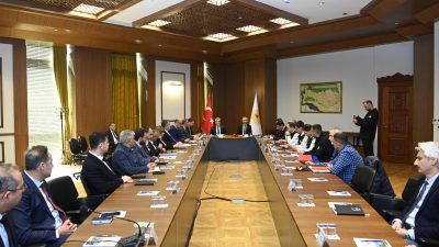 Kahramanmaraş Büyükşehir Belediye Başkanı Fırat Görgel, Vali Mükerrem Ünlüer başkanlığında