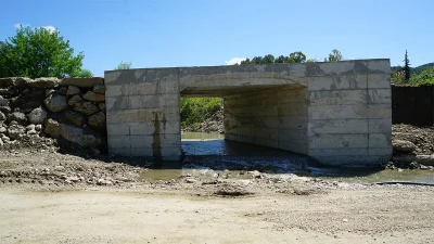 Bölge ulaşımı açısından kritik öneme sahip olan güzergâhta yer alan