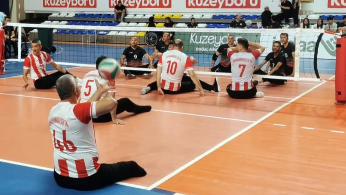 buyuksehirin oturarak voleybol takimi adim adim sampiyonluga ilerliyor