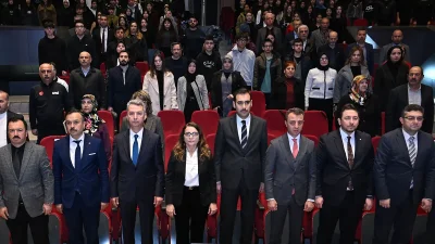 Kahramanmaraş’ta Kültür ve Bilgi Buluşması Gerçekleştirildi Kahramanmaraş Sütçü İmam Üniversitesi Öğretim Görevlisi Mehmet Yaşar’ın moderatörlüğünde gerçekleştirilen