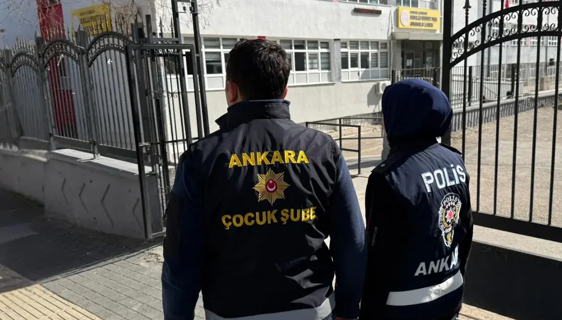 Yeni modelle birlikte fiziki güvenlik önlemleri artırılacak, okul giriş çıkışları