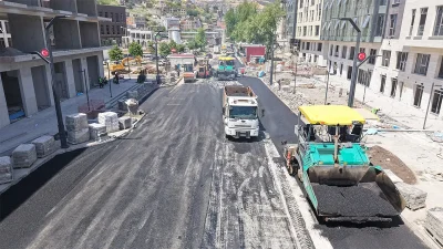 Kalıcı konut ve iş yerlerinde sona yaklaşılan bölgede ekipler, mevcut