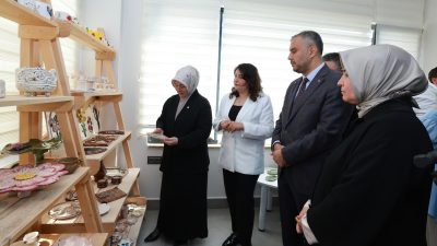 Kadınların toplumun temel taşı olduğunu vurgulayan Toptaş, “Toplumun en önemli