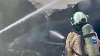 Yangın, Dulkadiroğlu ilçesine bağlı Yavuz Selim Mahallesi’ndeki Küçük Sanayi Sitesi