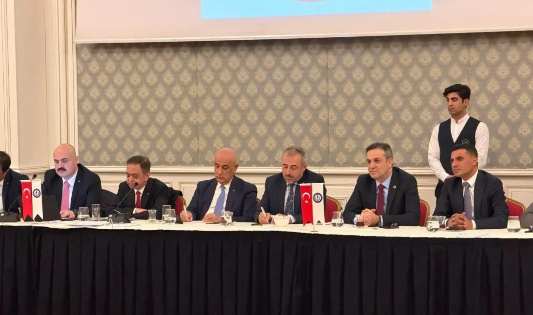 Program, 6 Şubat depremlerinde hayatını kaybeden vatandaşlar, şehitler ve geçtiğimiz