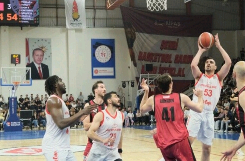 Yaklaşık 10 bin kişiye istihdam sağlayan holdingin bu katkısı, 6