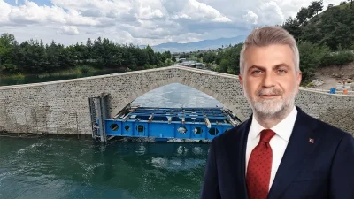 Restorasyon sürecinde, köprünün özgün mimarisine sadık kalınarak geleneksel yapım teknikleri