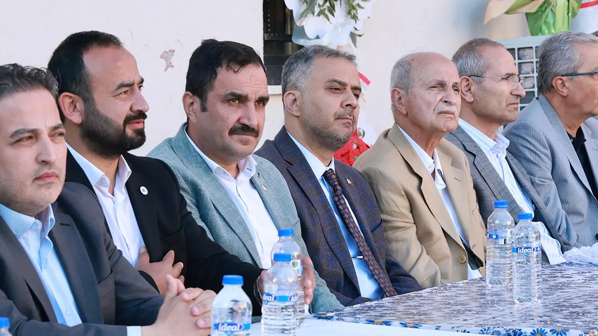 baskan hanifi toptas imam hatip mezunlari vefa bulusmasi ve pilav gunune katildi