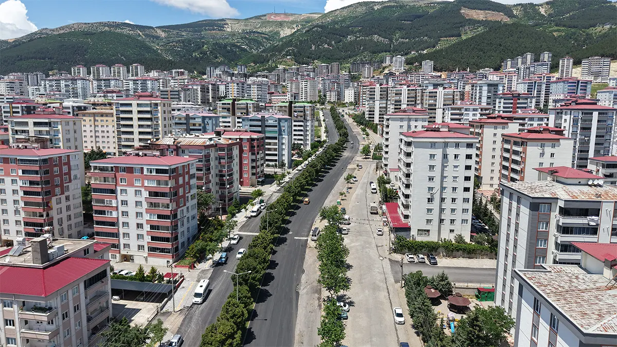buyuksehir ahir dagi caddesinde asfalt serimini tamamladi