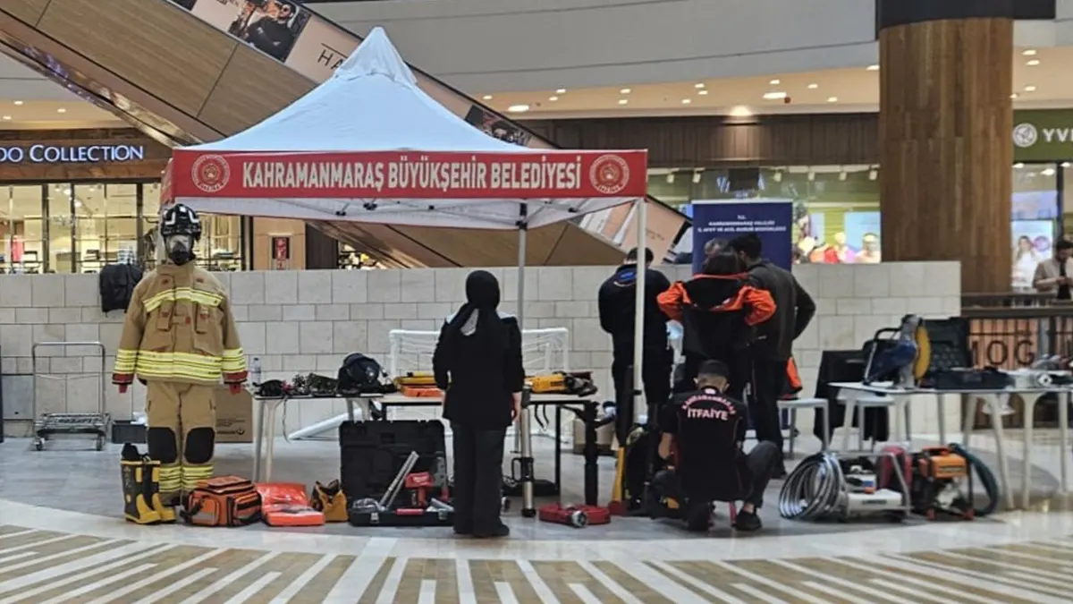 buyuksehir itfaiyesinden trafik haftasinda farkindalik etkinligi