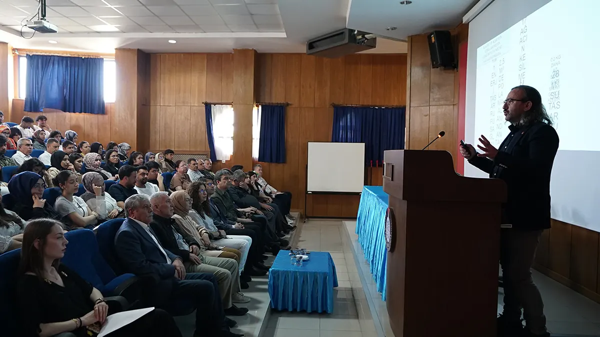 Büyükşehirden Üniversite Gençliğine Sıfır Atık Eğitimi 1 buyuksehirden universite gencligine sifir atik egitimi