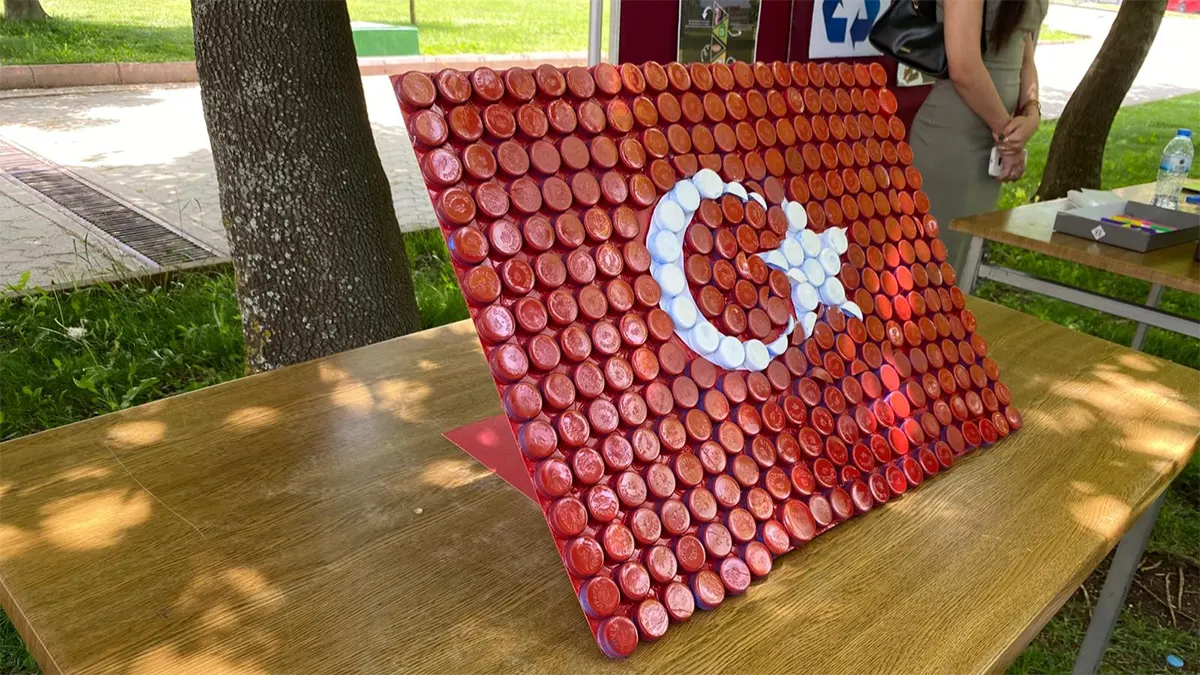 buyuksehirden universite gencligiyle atiksiz piknik etkinligi