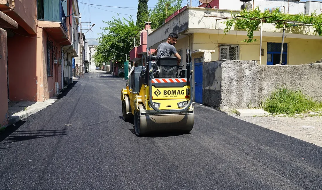 Bu kapsamda Dulkadiroğlu Yavuz Selim Mahallesi’nde başlatılan üstyapı çalışmaları da