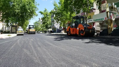 Kahramanmaraş Büyükşehir Belediyesi, şehir genelinde sürdürdüğü ulaşım yatırımlarına hız kesmeden