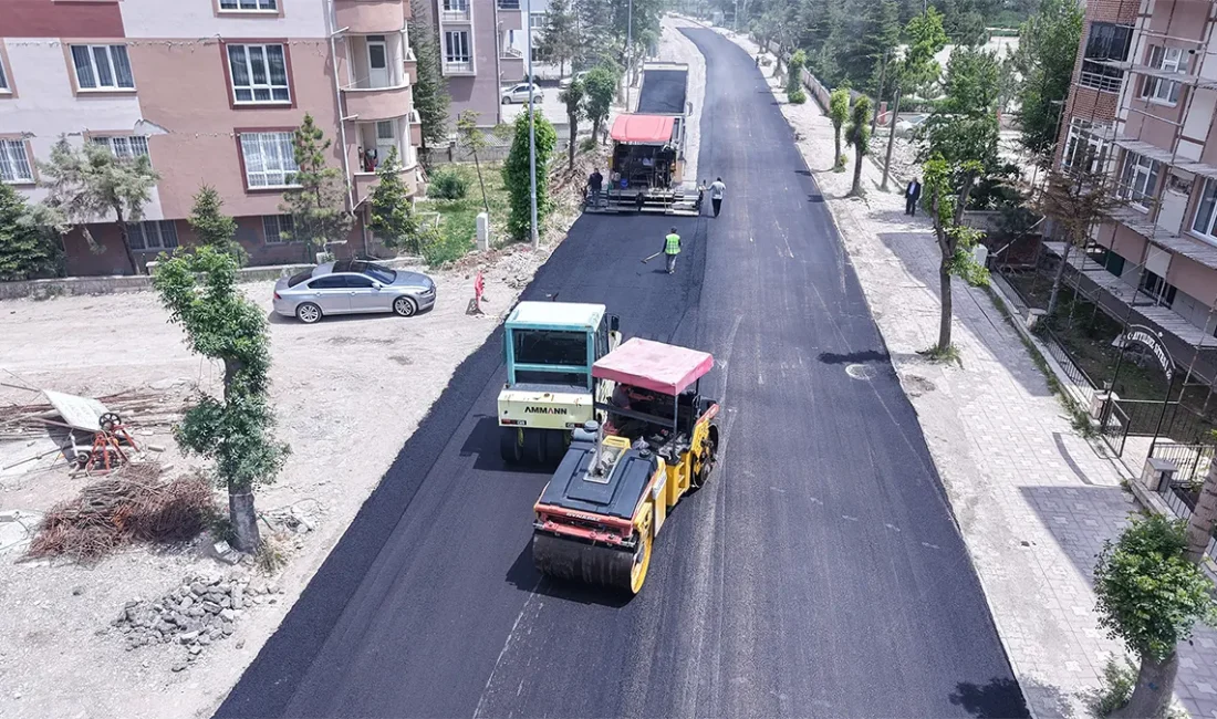 Elbistan Pınarbaşı Caddesi, Adım Adım Yeni Yüzüne Kavuşuyor . Kuzey İlçeler Dairesi Başkanlığı koordinesinde yürütülen çalışmalar kapsamında toplam