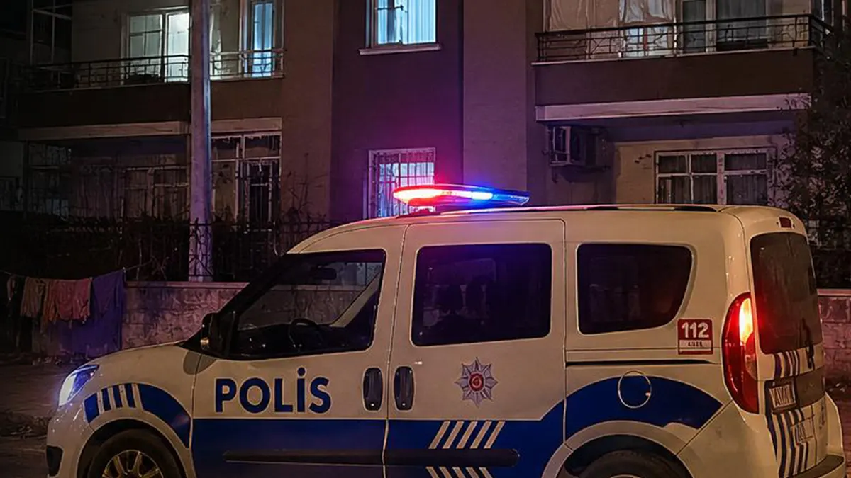 elbistanda yasindaki genc evinde olu bulundu