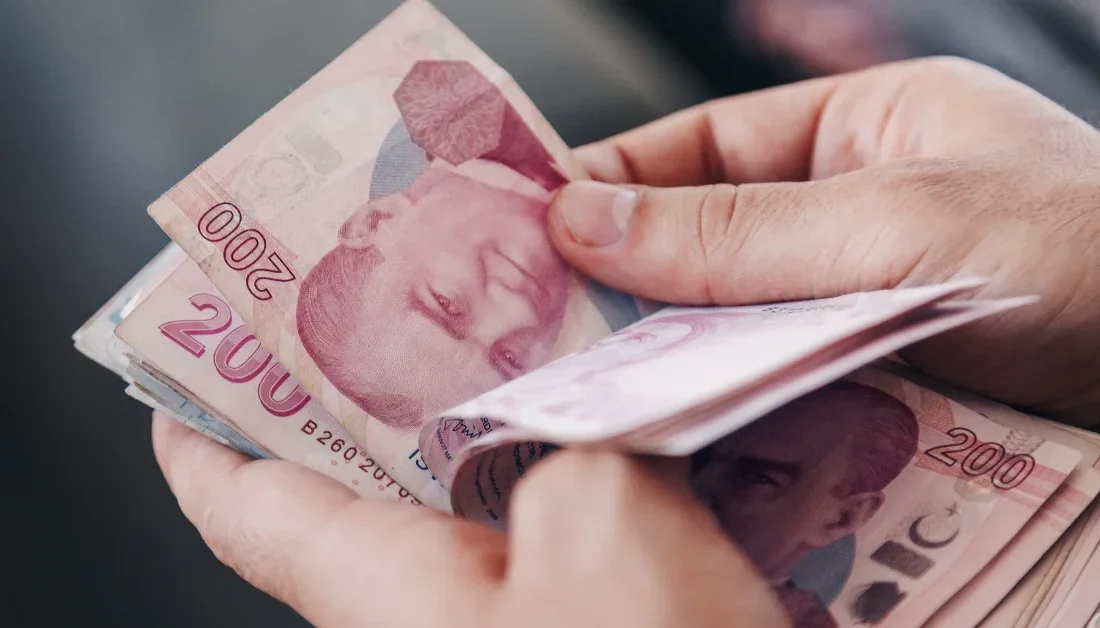 Yarım çalışma ödeneği, ücret garanti fonu ve iş kaybı tazminatı