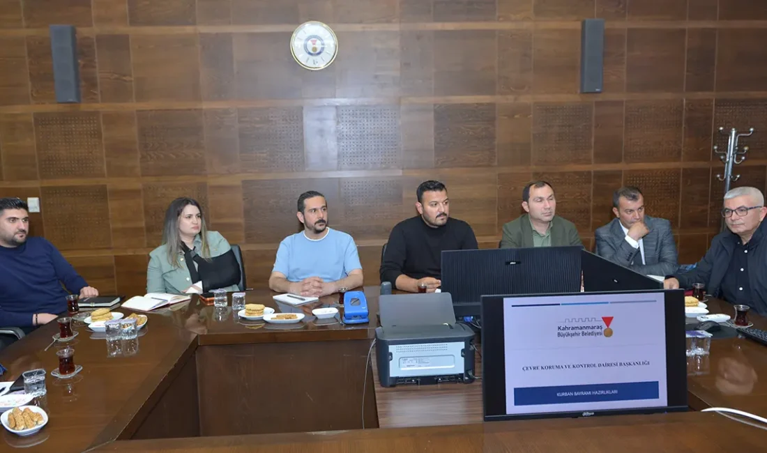 Kurban Bayramı’nda Çevre Kirliliğine Geçit Yok! Toplantıda, özellikle kurban kesimlerinin yoğunlaştığı bölgelerde oluşabilecek çevresel olumsuzlukların önüne