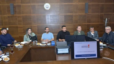 Toplantıda, özellikle kurban kesimlerinin yoğunlaştığı bölgelerde oluşabilecek çevresel olumsuzlukların önüne