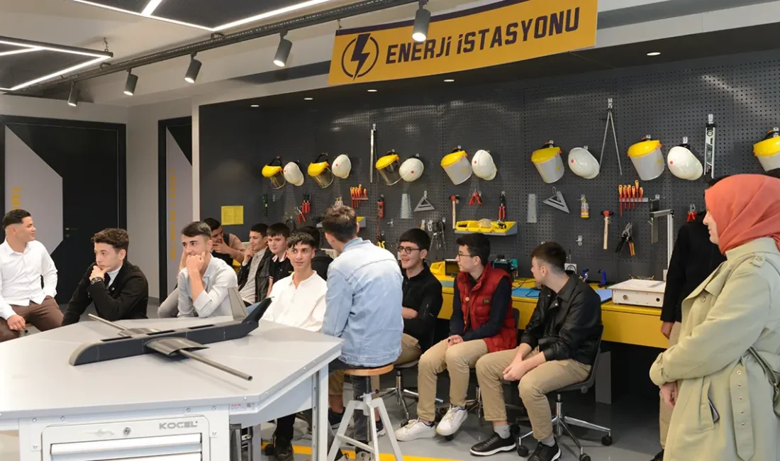 Bu kapsamda Hartlap Şehit Mehmet Demir Çok Programlı Anadolu Lisesi