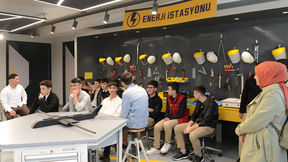 milli teknoloji atolyesi bilim ve teknoloji tutkunlarini bir araya getiriyor