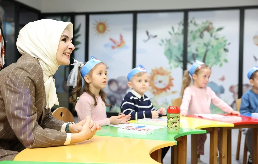 Bakan Göktaş, yaptığı açıklamada, çocuklara yönelik hizmetlere özel önem verdiklerini