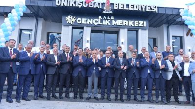 Açılışta konuşan Onikişubat Belediye Başkanı Hanifi Toptaş, göreve geldikleri günden