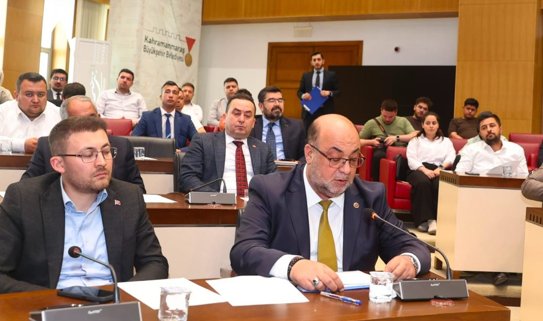 Başkan Akpınar’dan Doğu Gelişim Planı Çağrısı: “Bu Şehir Bir Kez Daha Geç Kalmayı Kaldırmaz Deprem sonrası Kahramanmaraş'ta yaşanan trafik yoğunluğu, şehir merkezindeki sıkışıklık ve