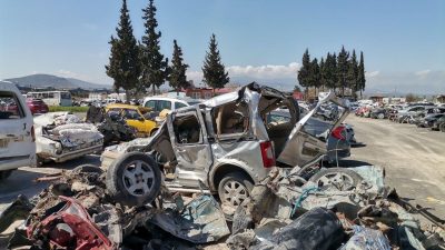 Emniyet Müdürlüğünden yapılan açıklamada, Karayolları Trafik Kanunu’nda yapılan yeni düzenleme
