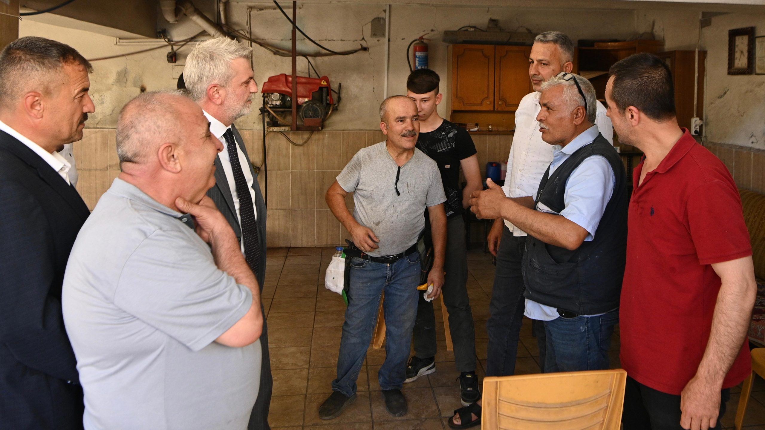 Menderes Mahallesi Inceleme ()