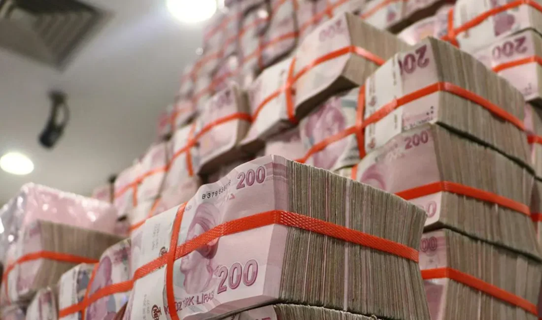 Benzeri görülmemiş ikramiye bir kişiye çıktı! Bir anda Türkiye’nin en zenginlerinden oldu Milyonlarca vatandaşın hayalini süsleyen Çılgın Sayısal Loto çekilişi, Türkiye tarihinde