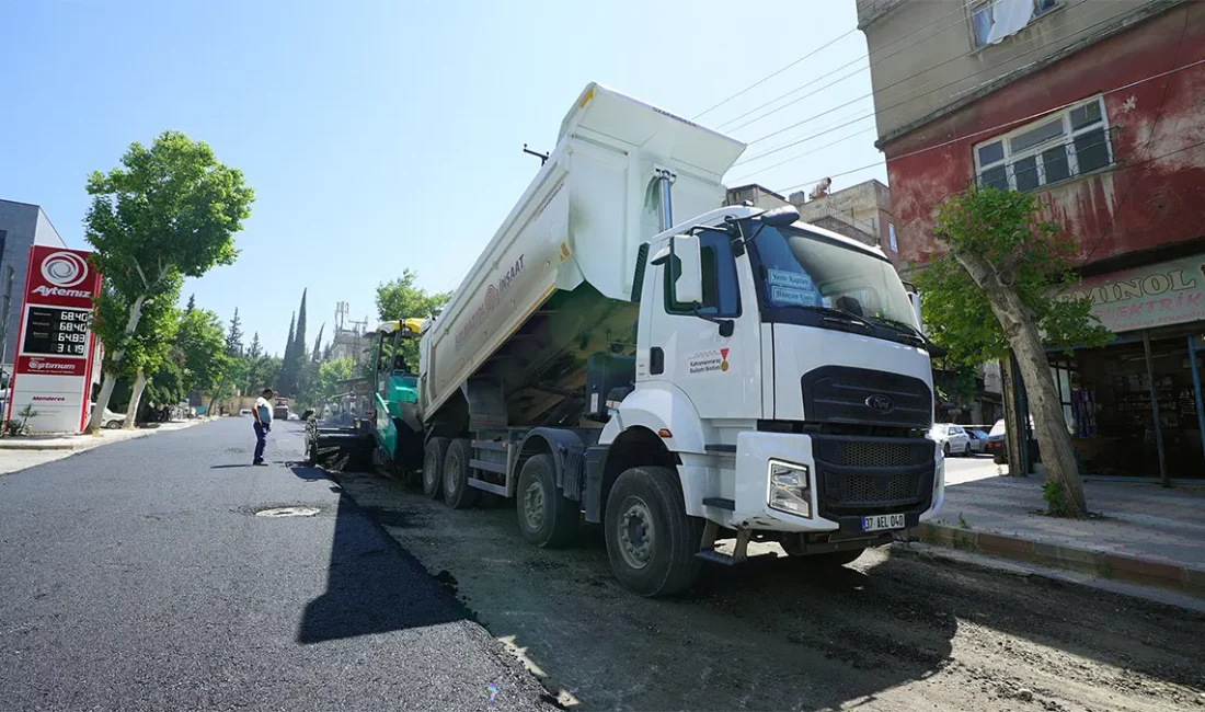 Ekipler, özellikle araç ve yaya trafiğinin yoğun olduğu arterlerde gerçekleştirdiği