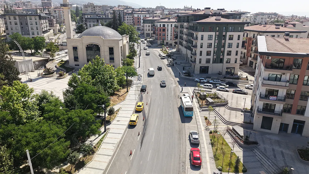 Büyükşehir, Zübeyde Hanım’da Son Kat Asfalta Geçiyor 1 buyuksehir zubeyde hanimda son kat asfalta geciyor