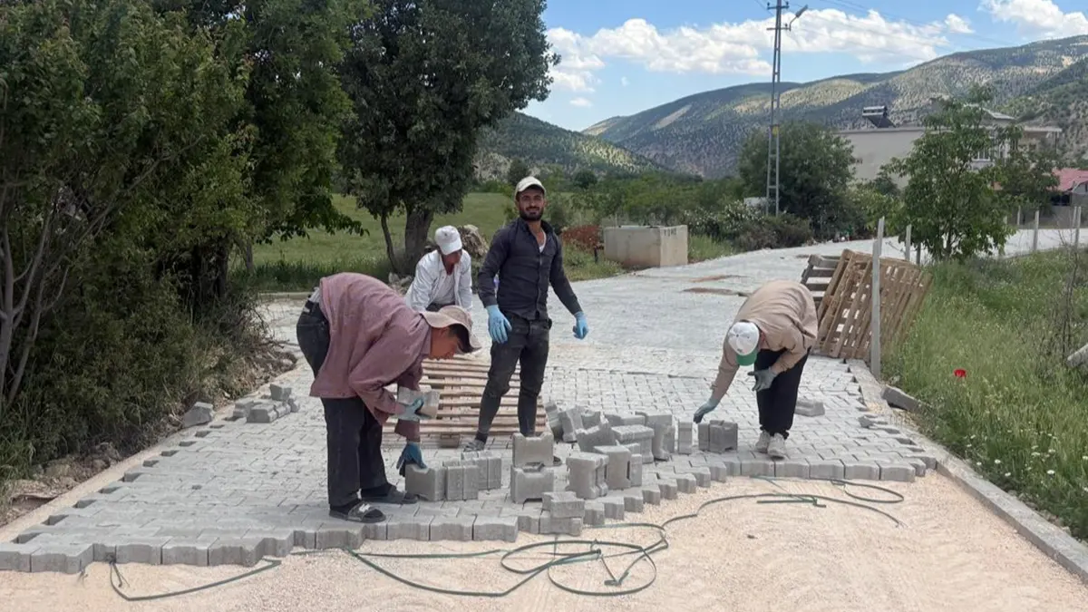 buyuksehirden caglayancerit kirsalina bin metrekarelik kilit parke