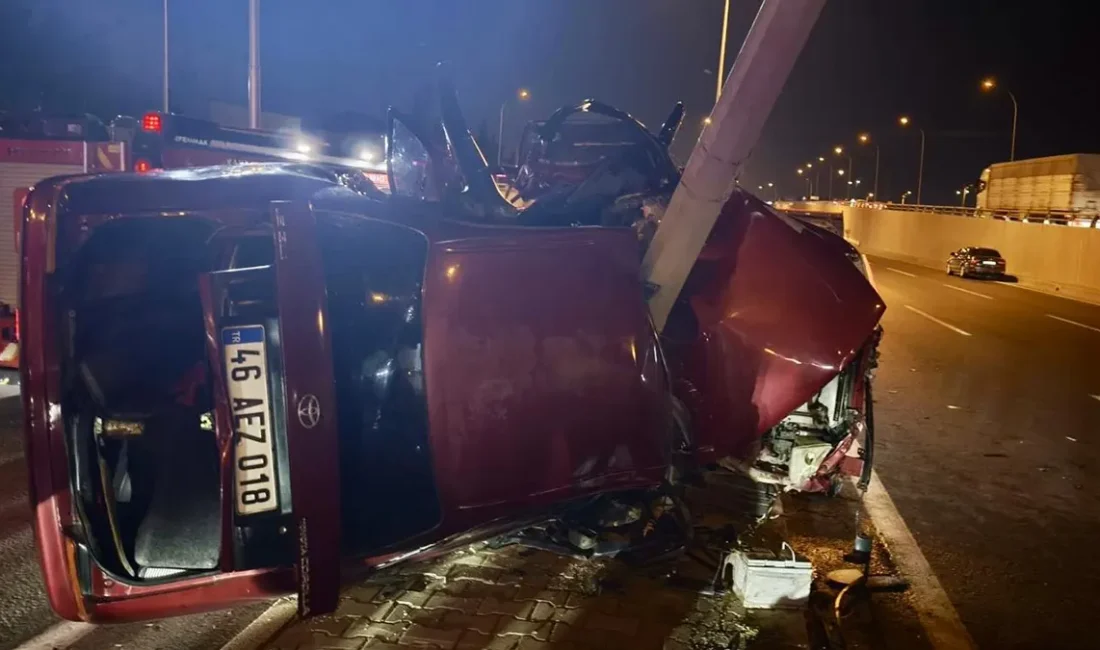Kaza, Onikişubat ilçesi Kayseri yolu üzerindeki Ağcalı Kavşağı’nda meydana geldi.