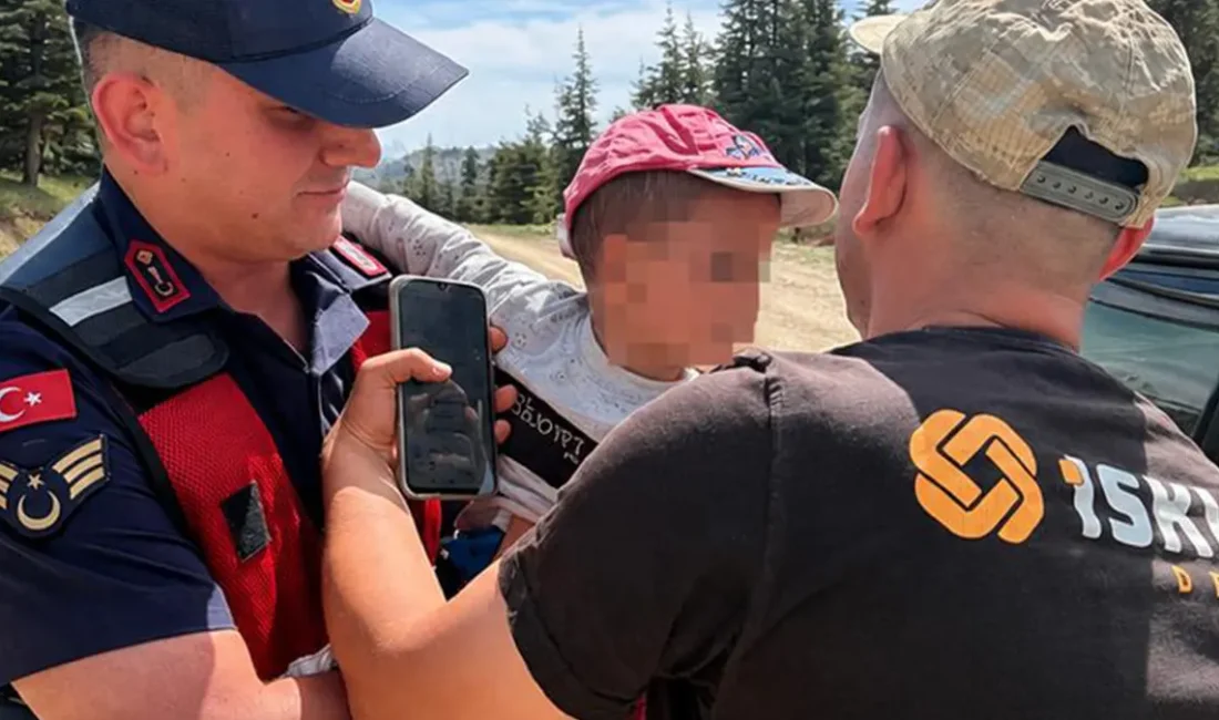 Kahramanmaraş’ta Kaybolan 3 Yaşındaki Çocuk Sağ Salim Bulundu İhbarın ardından bölgeye sevk edilen asayiş ekipleri ile mahalle sakinleri