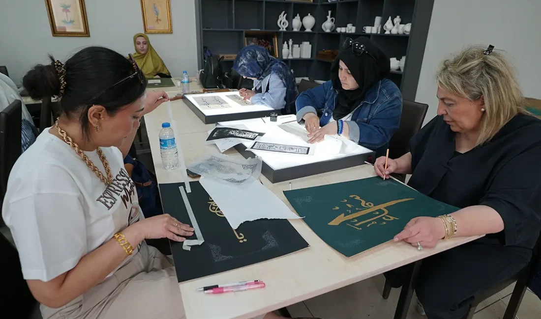 Yıl boyunca kurslardan faydalanan toplam bin 817 kursiyer, büyük emekle