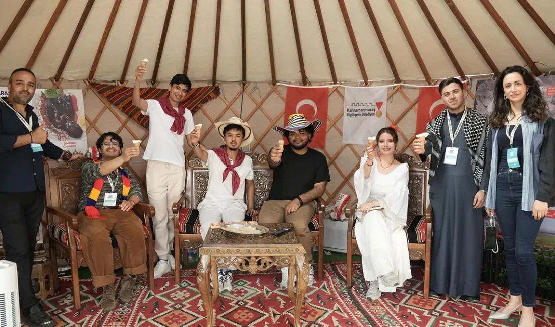 7 Haziran'a kadar ziyaretçilerini ağırlayacak olan festivalde, Büyükşehir Belediyesinin Enkaz