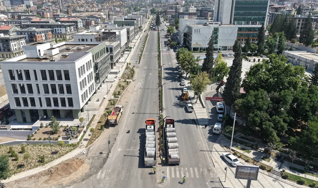 Sürücülerin Dikkatine! Azerbaycan Bulvarı’nda Altyapı Çalışması Başladı Azerbaycan Bulvarı’nın her iki şeridinde gerçekleştirilecek altyapı imalatlarının 2 Temmuz