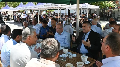 Muharrem ayı dolayısıyla Türkoğlu Belediyesi geleneksel hale getirdiği aşure etkinliğine