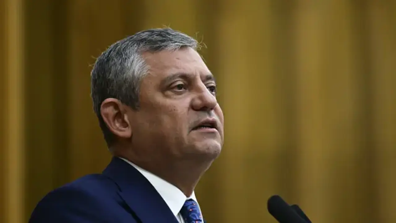milletvekiliyle yeni donem ozgur ozelden yeni parti hamlesi