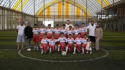 Çocukların sporla buluşmasını önemsediklerini belirten Başkan Görgel’in talimatıyla mahallede çocukların