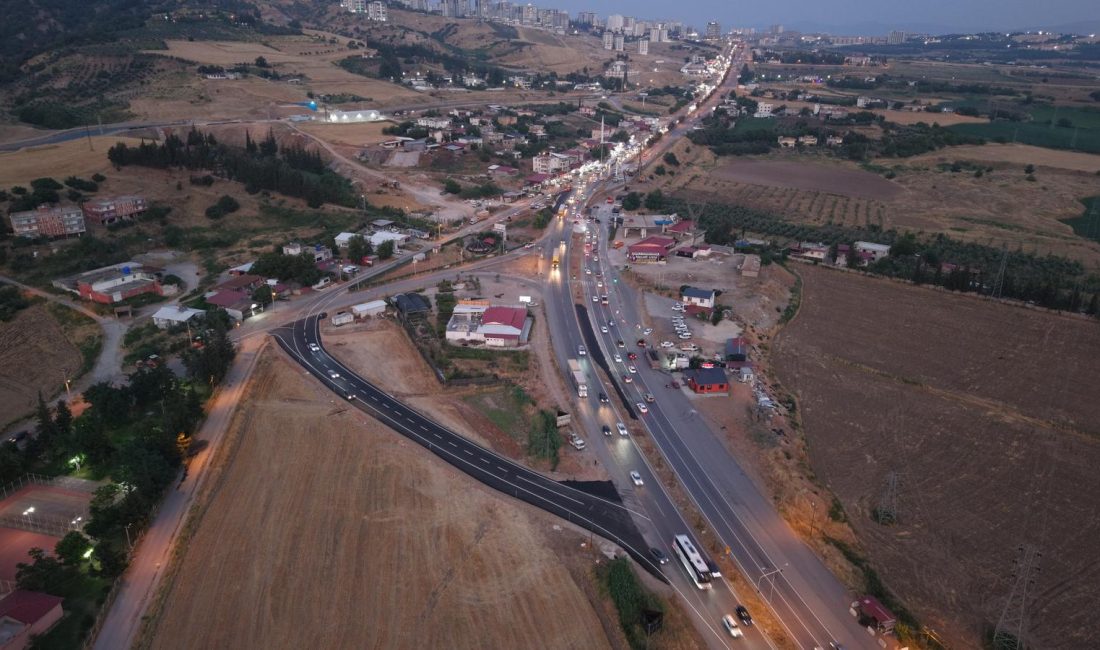 Kuzey Çevre Yolu Bağlantı Projesi Başladı: Kılavuzlu Girişi Yeniden Düzenleniyor Yaklaşık 8 milyar TL yatırım bedeline sahip Kuzey Çevre Yolu'nun