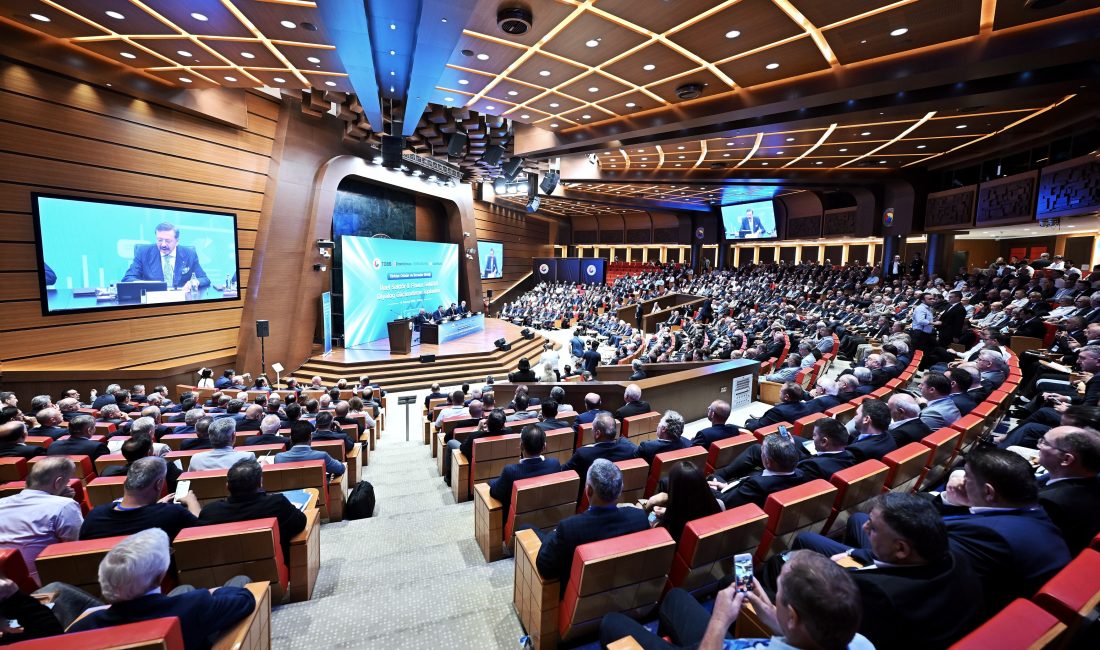 KMTSO BAŞKANI BULUNTU, TOBB’DAKİ FİNANSMAN TOPLANTISINA KATILDI TOBB İkiz Kuleler’de düzenlenen toplantıya; Ziraat Bankası Genel Müdürü Alpaslan