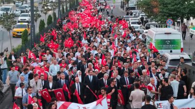 Program kapsamında şehitlik ziyareti, mevlit programı ile şehit yakınları ve