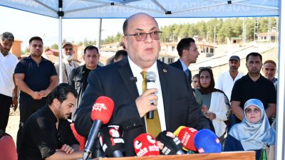 Toplantının açılış konuşmasını yapan Dulkadiroğlu Muhtarlar Derneği Başkanı ve Güzelyurt