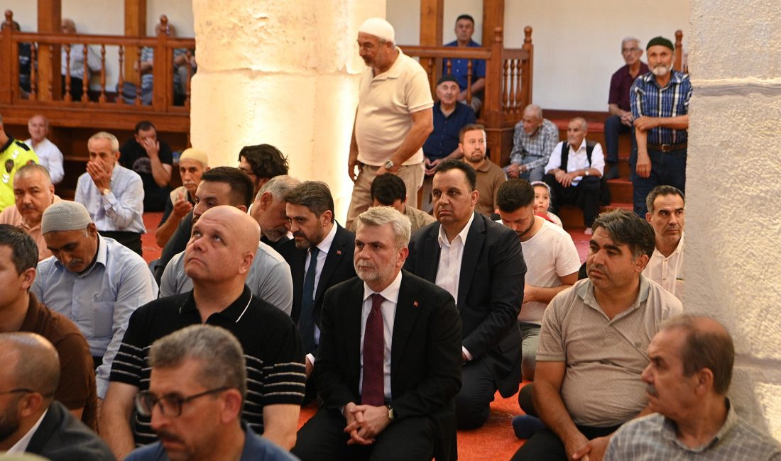 15 Temmuz Şehitleri Dualarla Yâd Edildi 15 Temmuz Demokrasi ve Milli Birlik Günü’nün 10’uncu yıl dönümünde