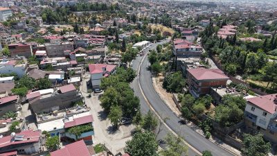 Kahramanmaraş Büyükşehir Belediyesi, şehir genelinde sürdürdüğü asfalt seferberliği kapsamında ulaşım