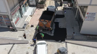 Altyapı imalatlarının ardından yürüttüğümüz asfalt serim çalışmalarıyla, çalışma sürecinden etkilenen