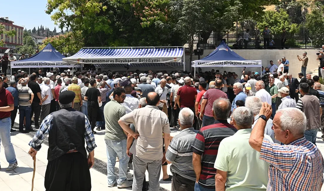 Programda Büyükşehir Belediye Başkanı Fırat Görgel ve şehir protokolü, kazanların